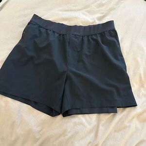 VRST Mens Black Running Shorts - fully lined. Excellent condition.